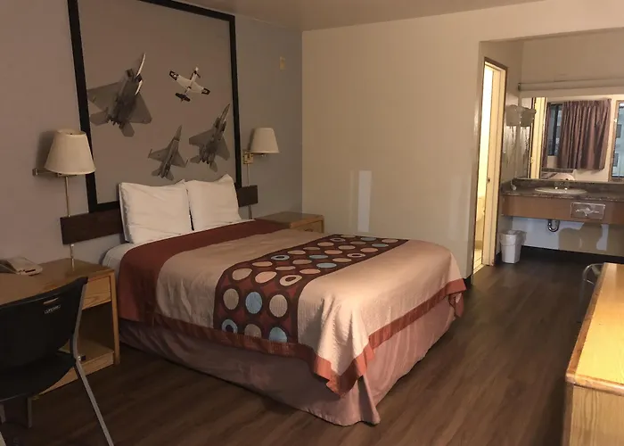 Super 8 By Wyndham Metro North 2* Phoenix